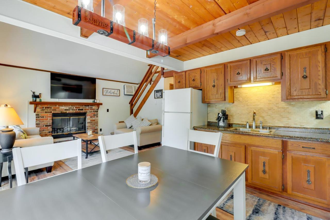 Holiday home Poconos Vacation 6 Mi To Wallenpaupack *